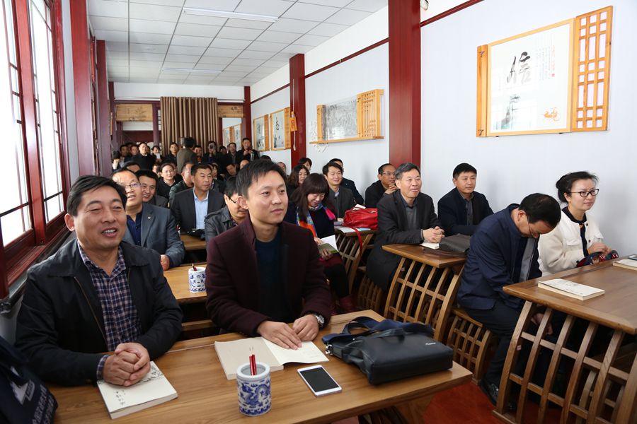  济宁市小学教育教学重点联系学校经验交流会莅临济宁学院第二附属小学参观交流